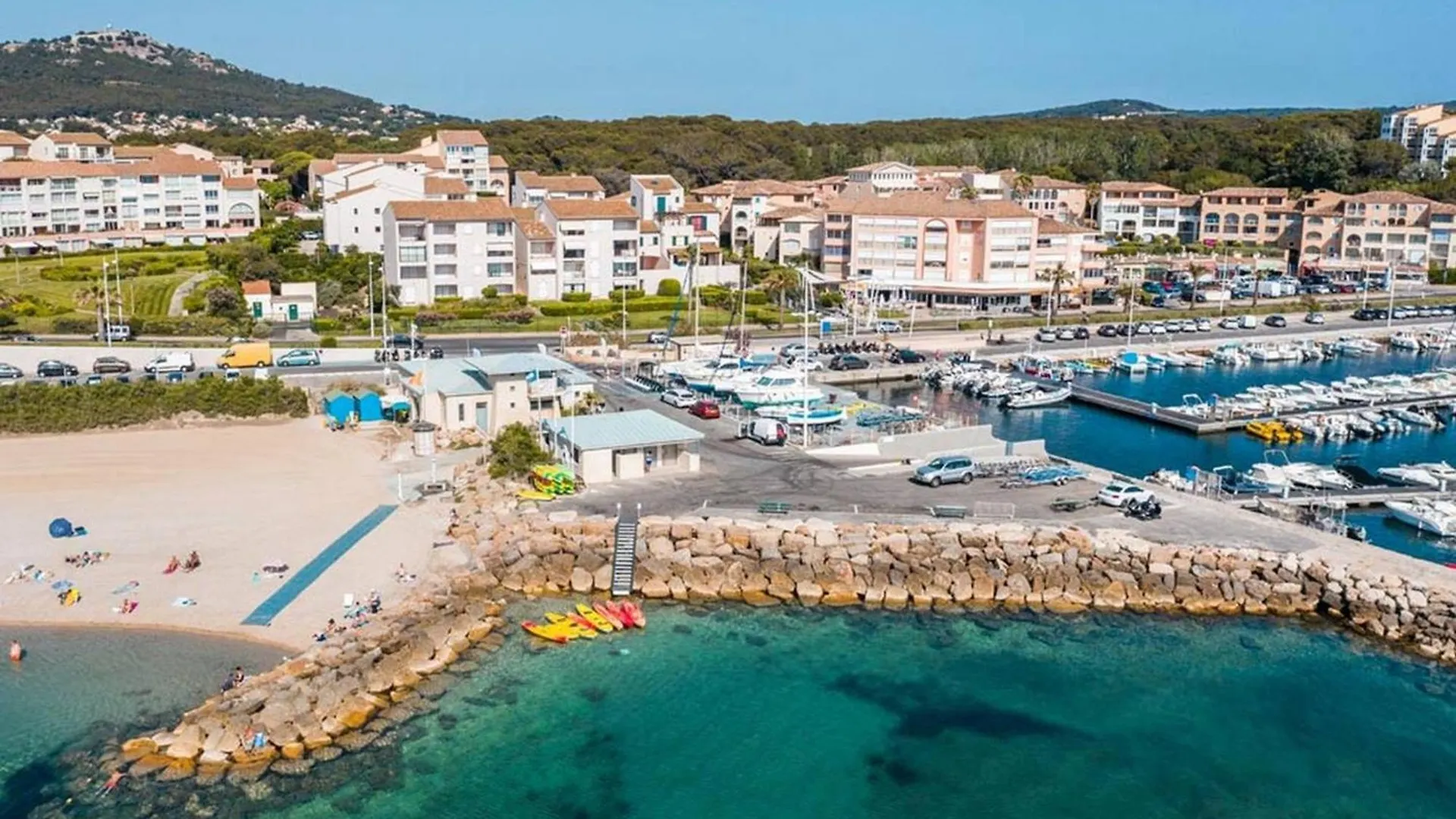T3 En Rez-De-Jardin Avec Wi-Fi Et Parking - Plages Et Commerces A 900M - Terrasse Et Jardin Privatif - Fr-1-316-271 식스포즈레스플라지스